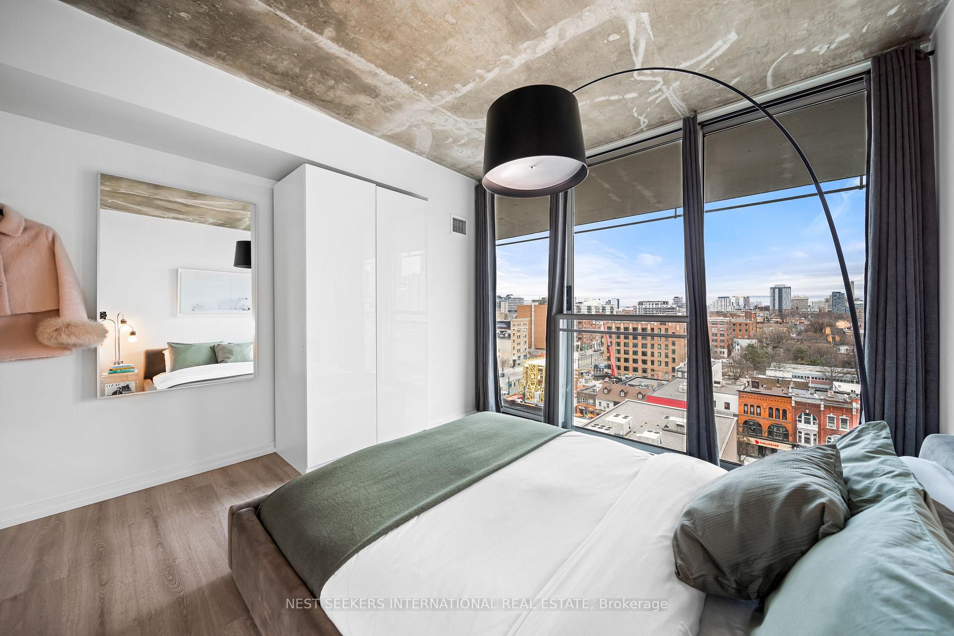 2 Bedrooms Condo at 388 Richmond, Toronto For sale