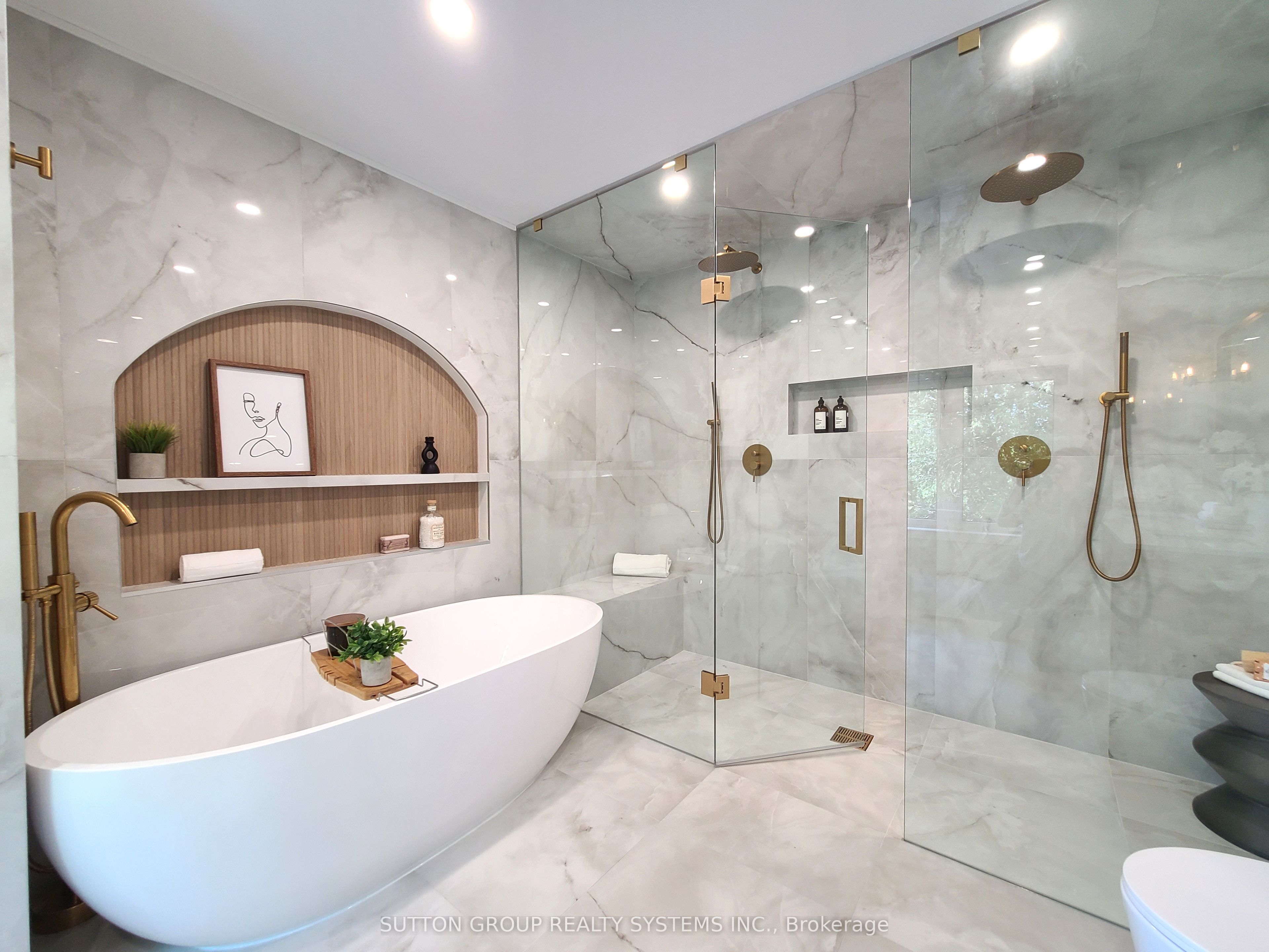 21 South Kingsway