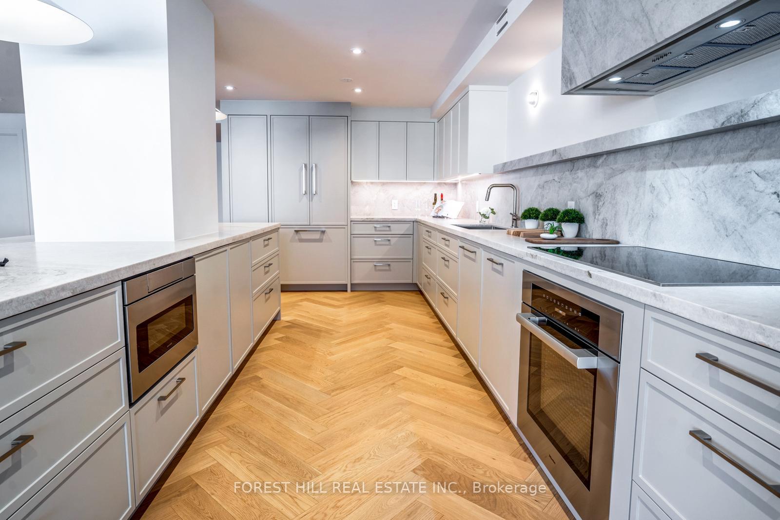 2 Bedrooms Condo at 1166 Bay, Toronto For sale