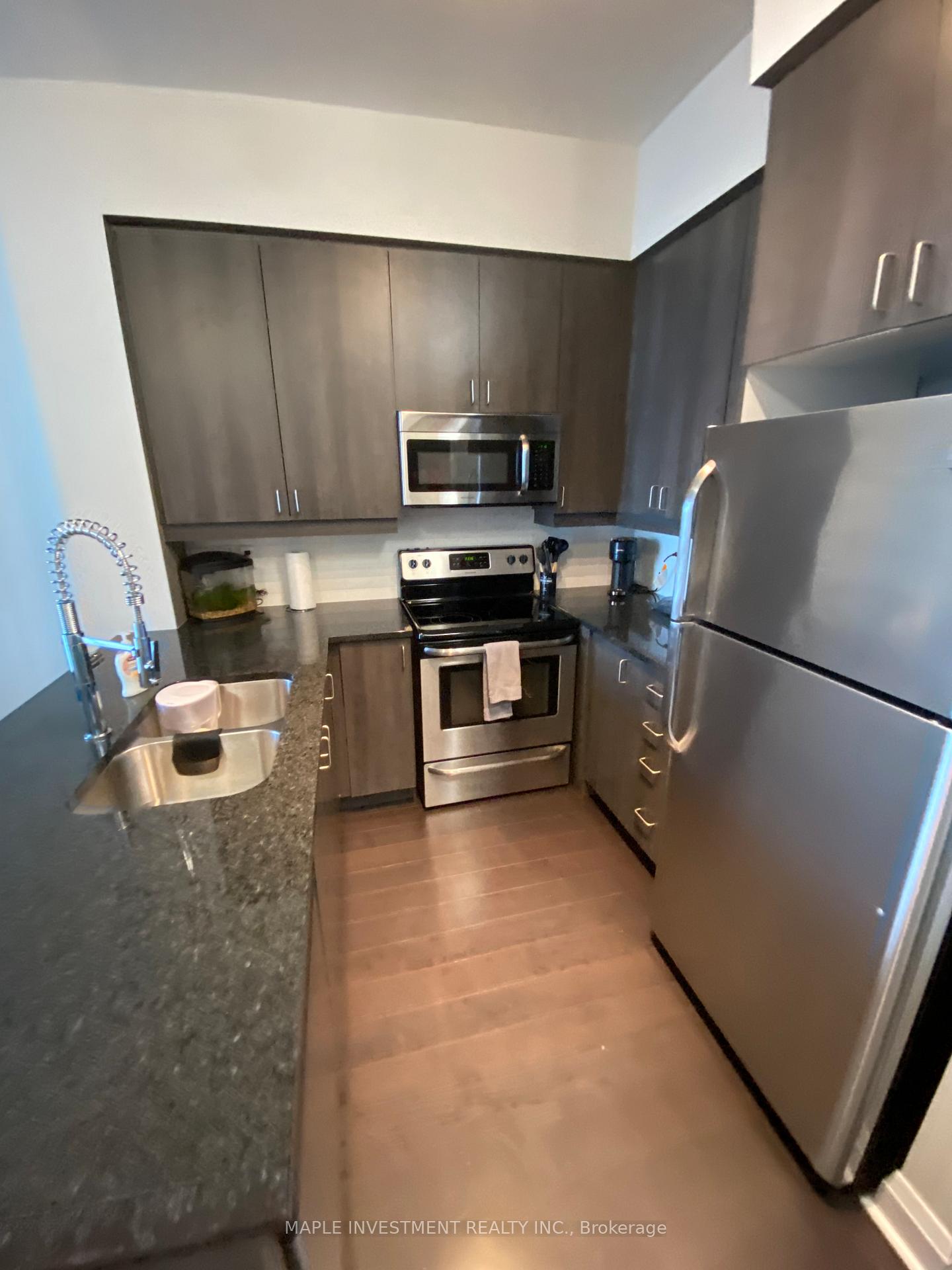 2 Bedrooms Condo at 1185 The Queensway,  Toronto For sale