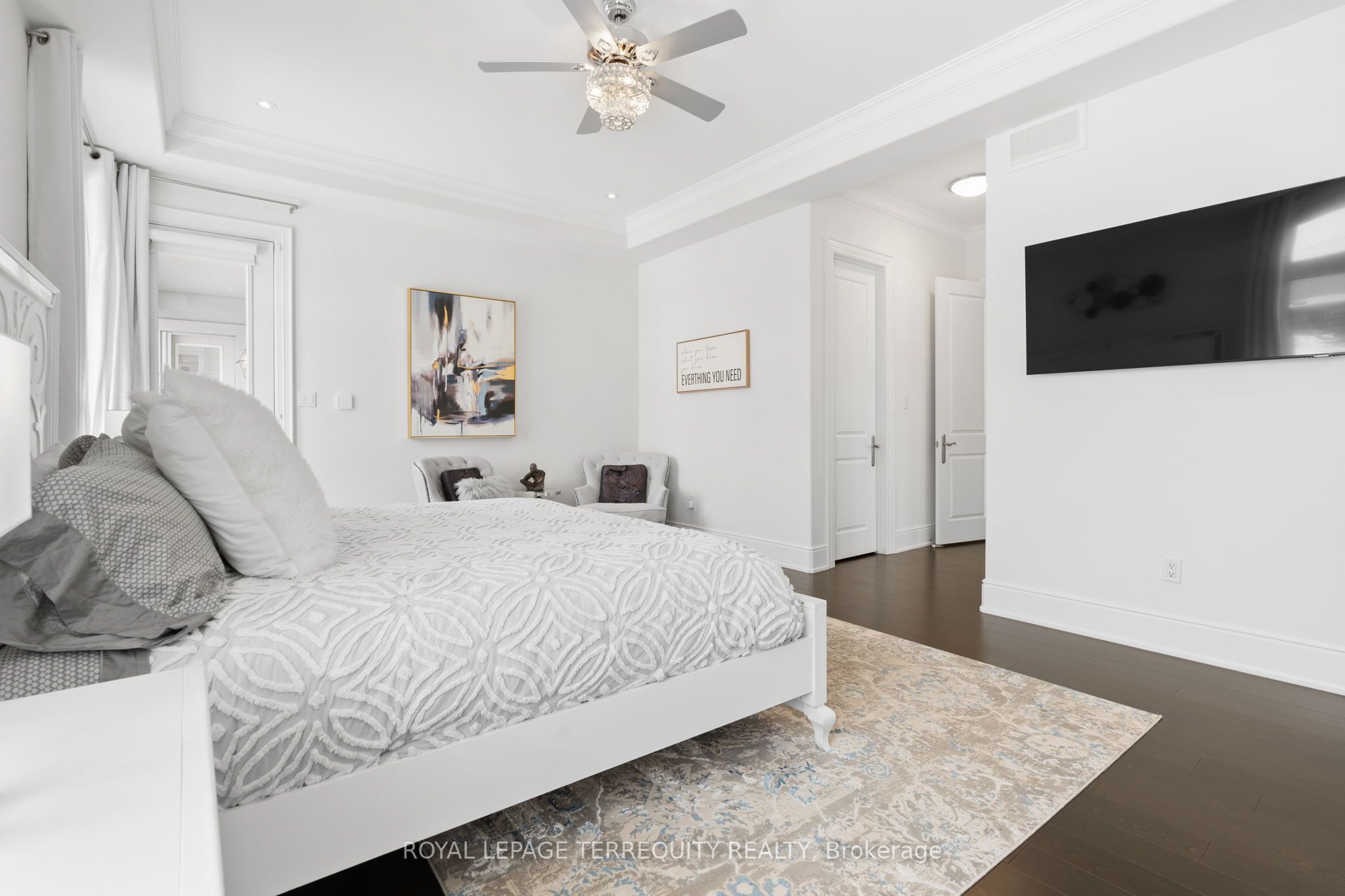 20 Country Club Crescent