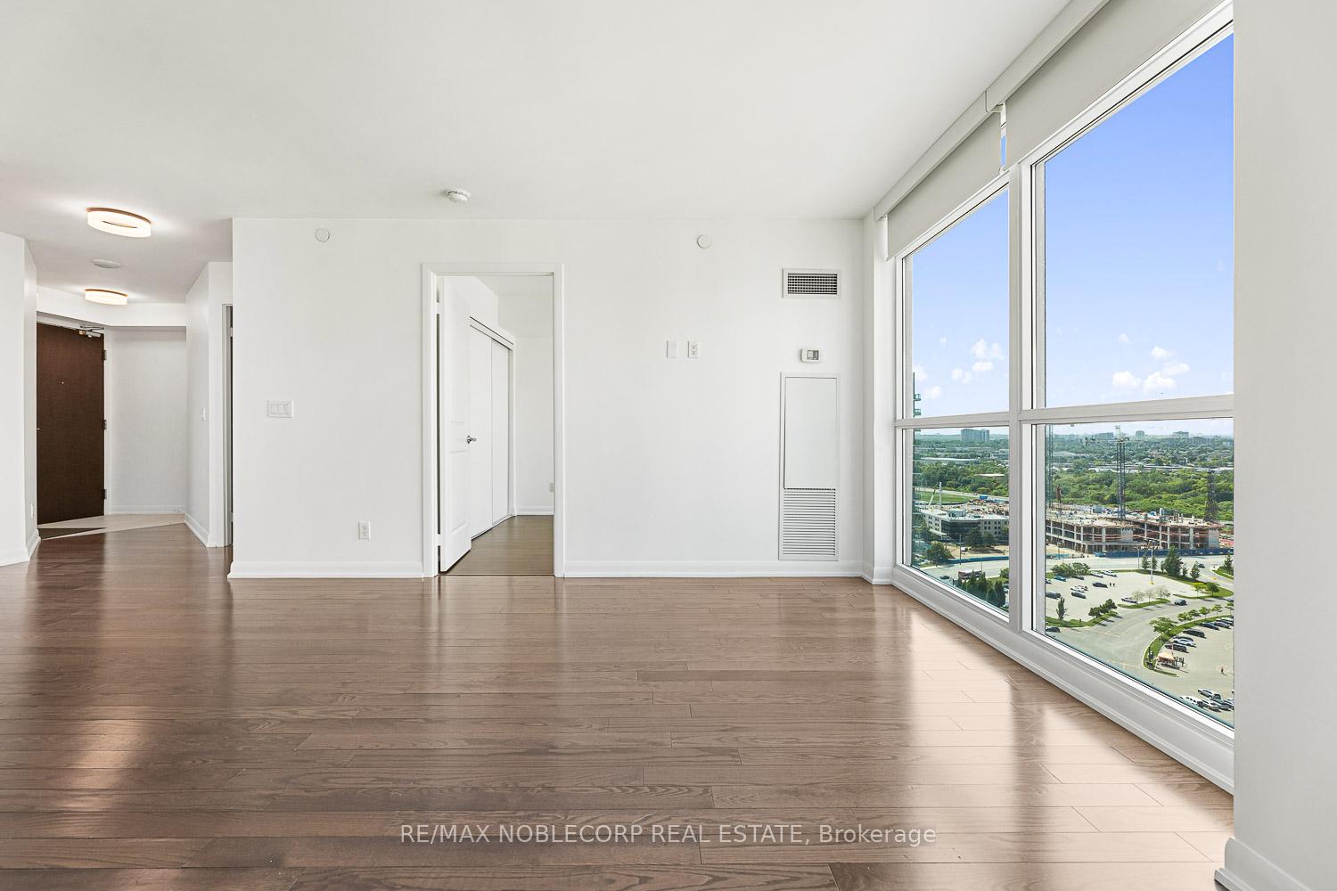2 Bedrooms Condo at 215 Sherway Gardens, Toronto For sale