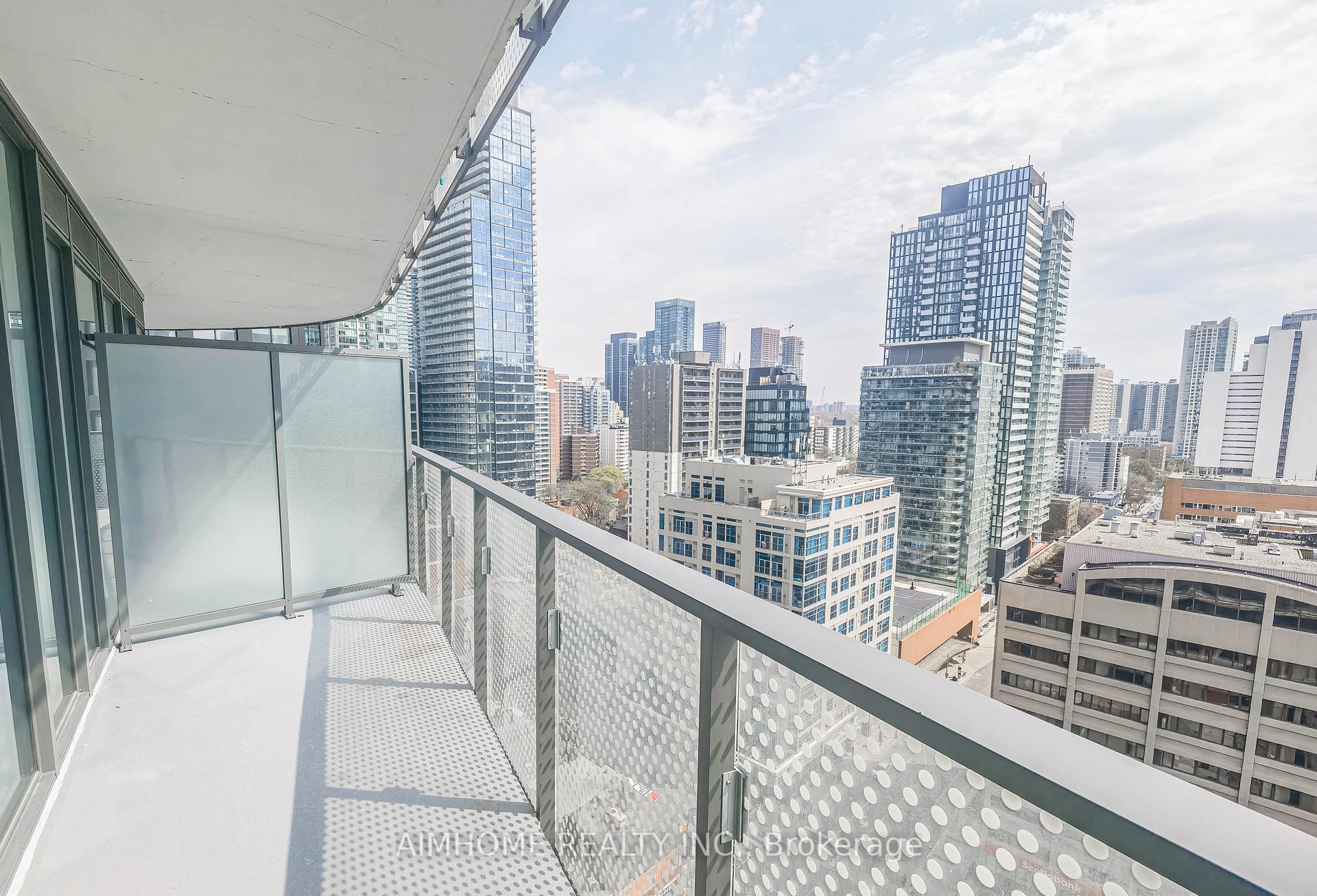 Condo at 11 Wellesley,  Toronto For sale