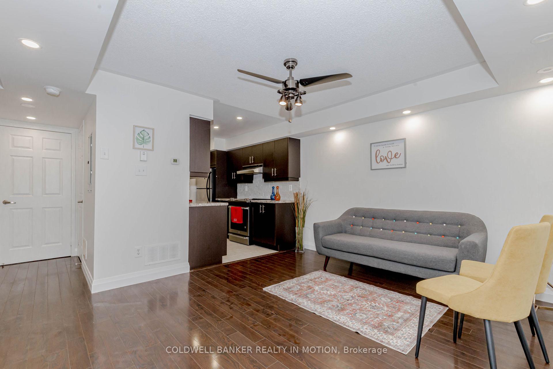 2 Bedrooms Condo at 4975 Southampton, Mississauga For sale