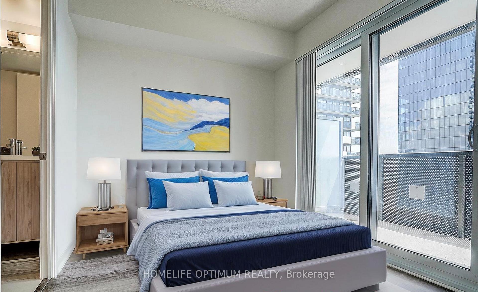 3 Bedrooms Condo at 55 Cooper, Toronto For sale