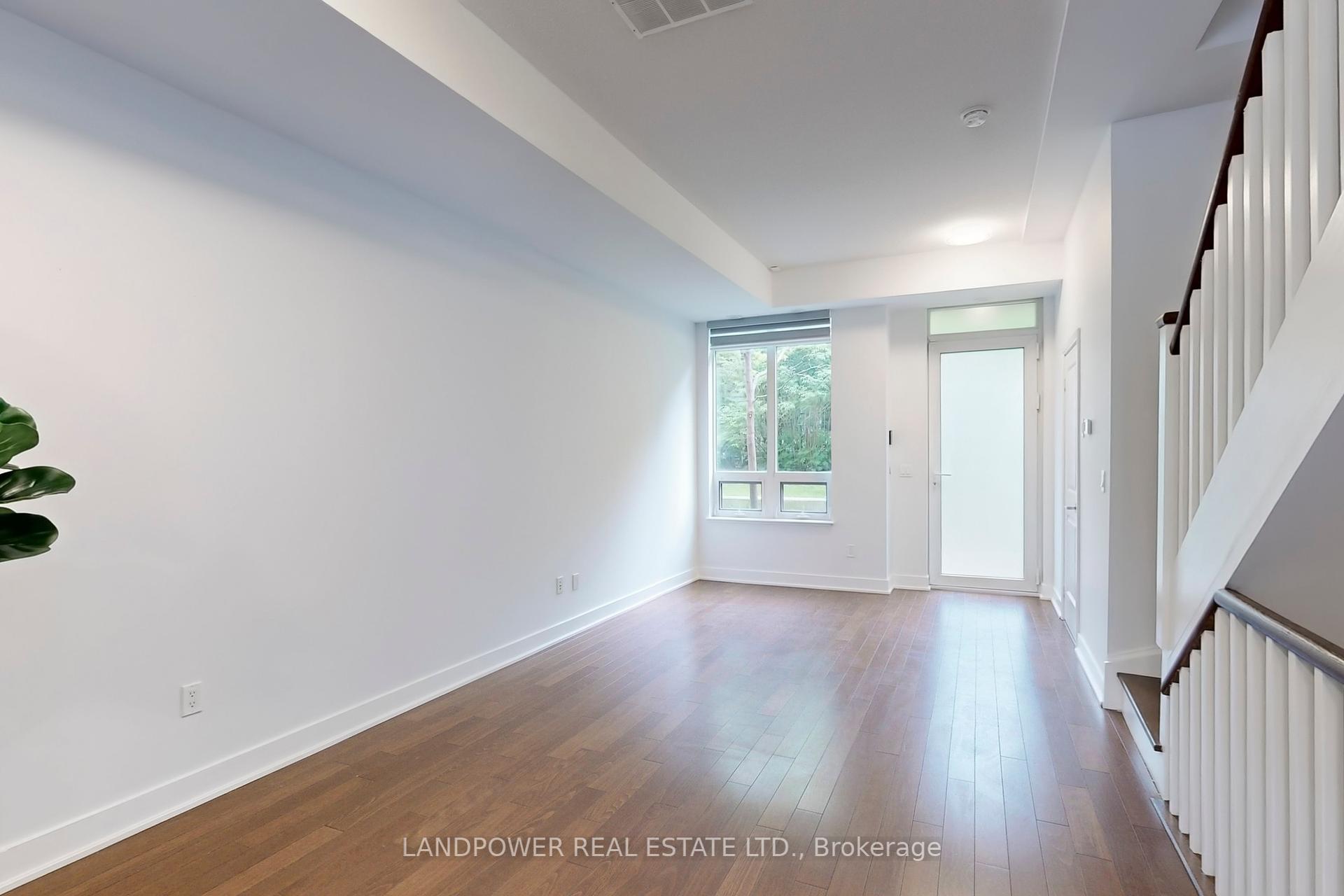 4 Bedrooms Condo at 88 Sheppard, Toronto For sale