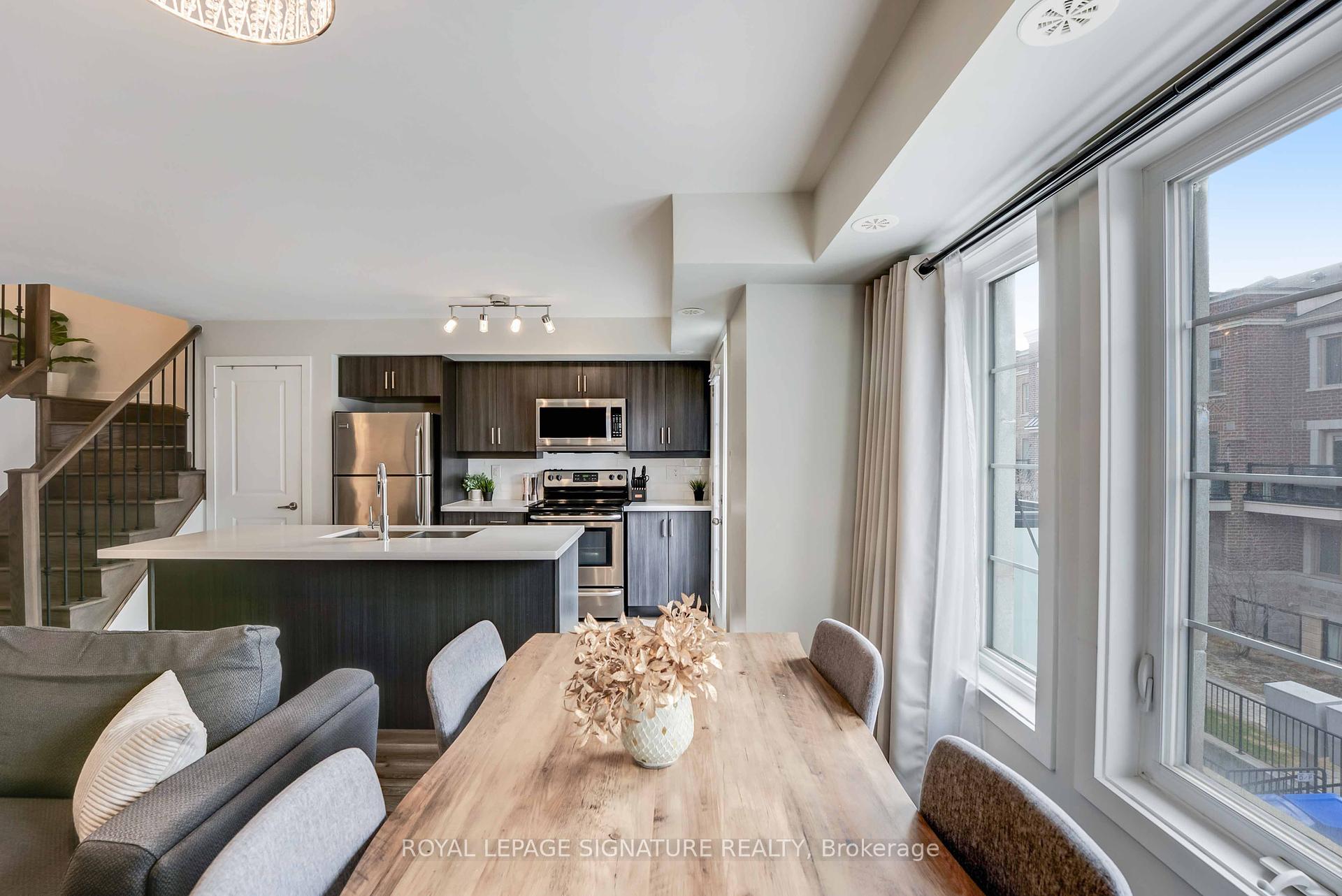 2 Bedrooms Condo at 2315 Sheppard,  Toronto For sale