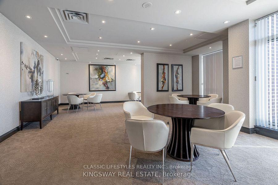 2 Bedrooms Condo at 1 Michael Power,  Toronto For sale