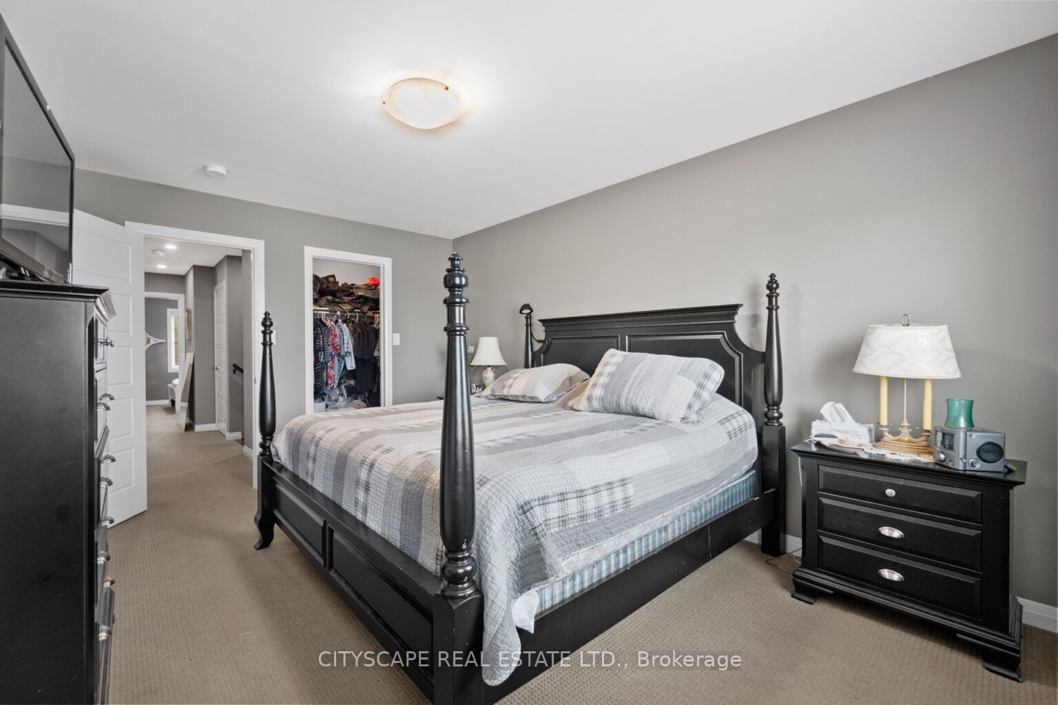 765 Banks Crescent