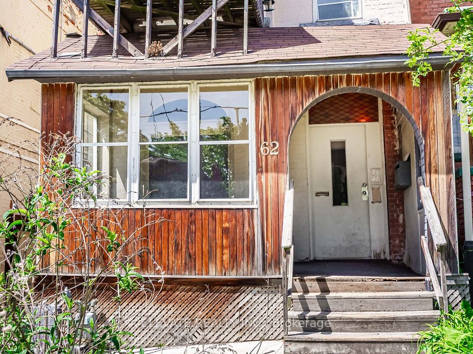 62 Harvard Avenue, Toronto, ON M6R 1C6