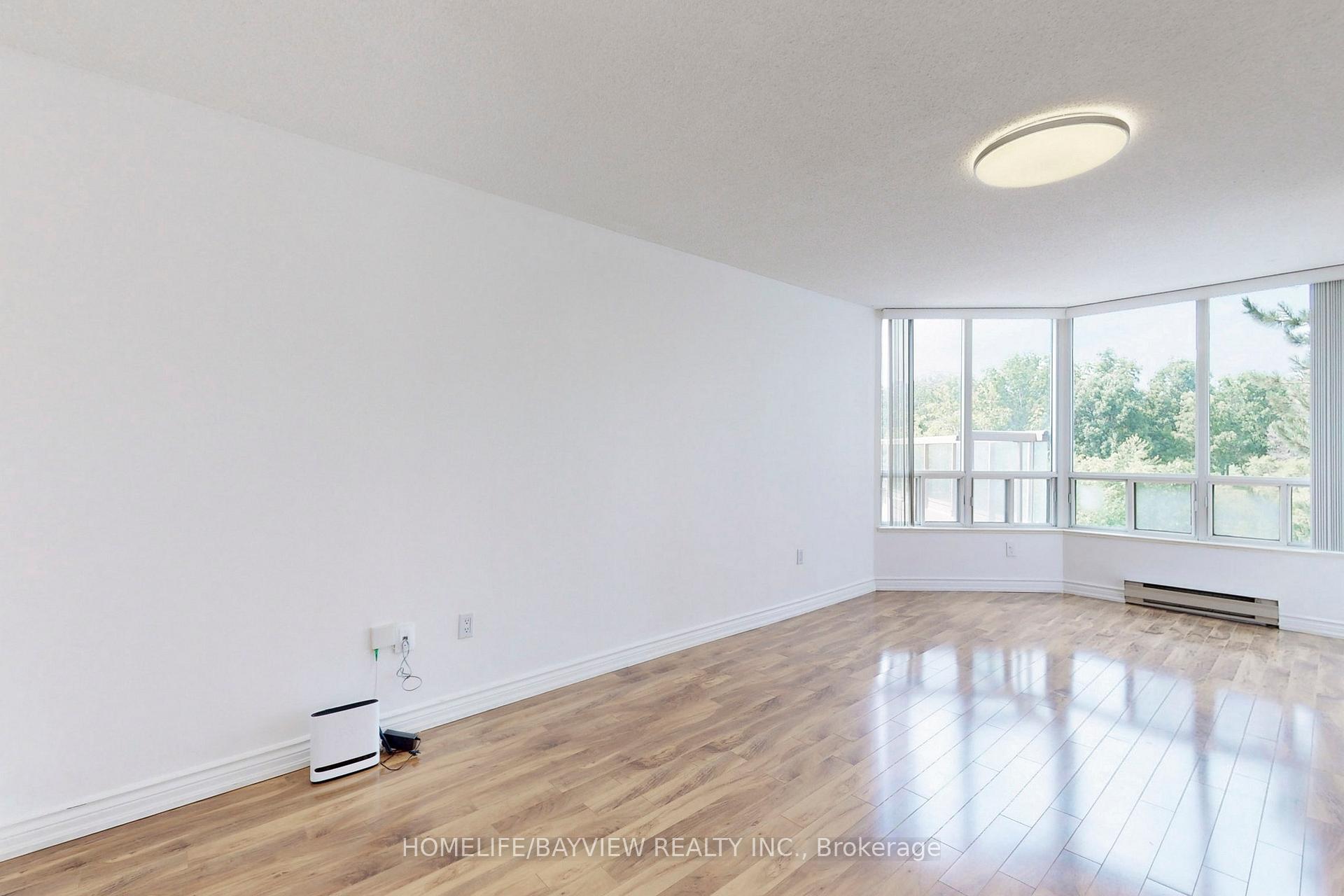 4 Bedrooms Condo at 168 Bonis, Toronto For sale