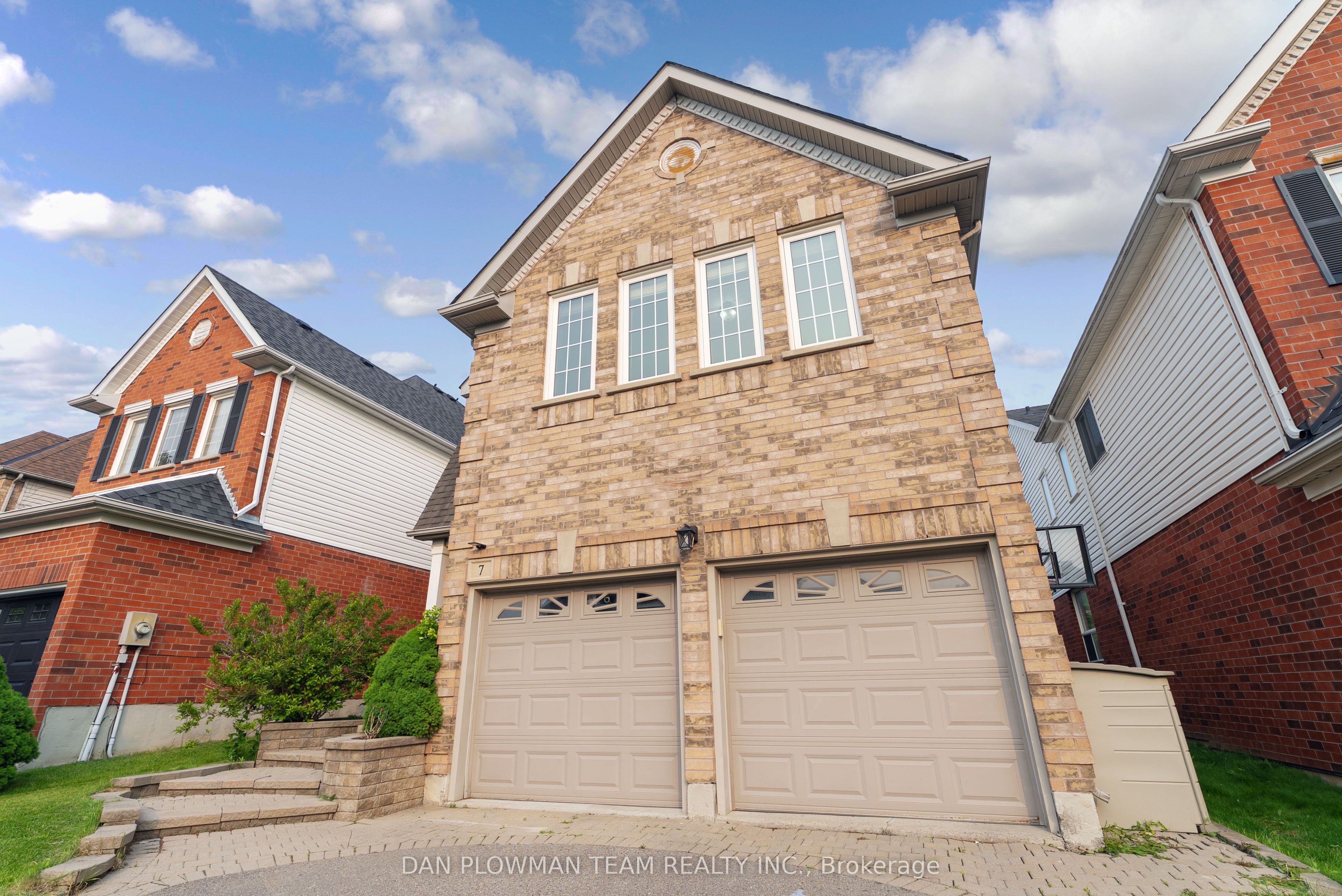 7 Wetherburn Drive