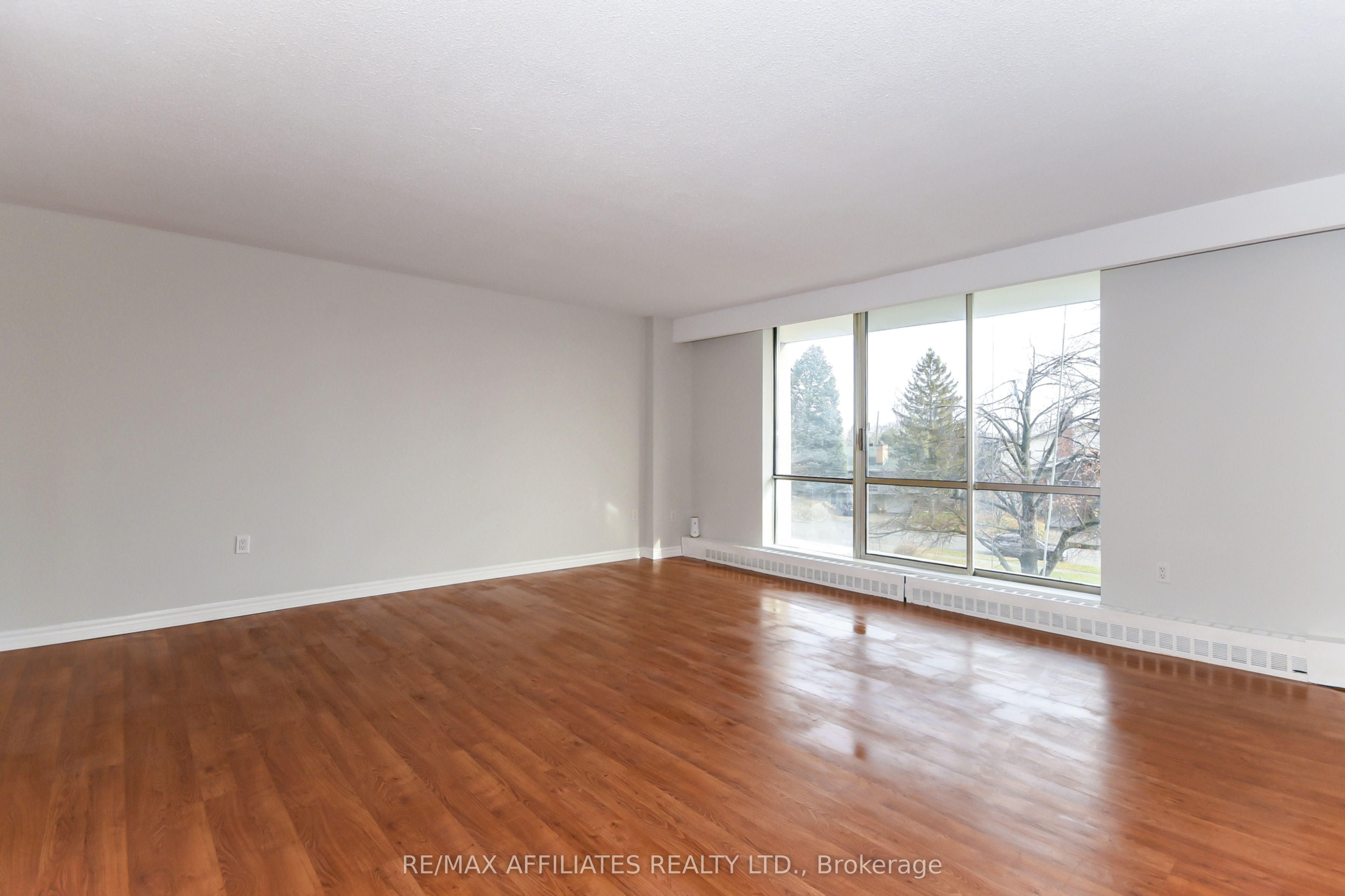 2400 Virginia Drive W, #305