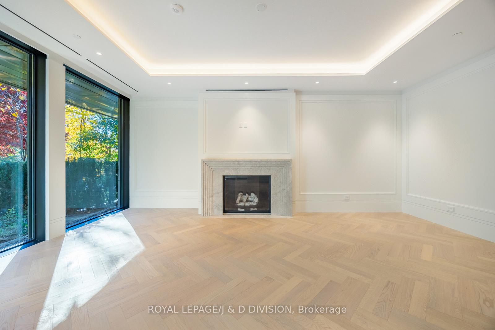 2 Bedrooms Condo at 7 Dale,  Toronto For sale