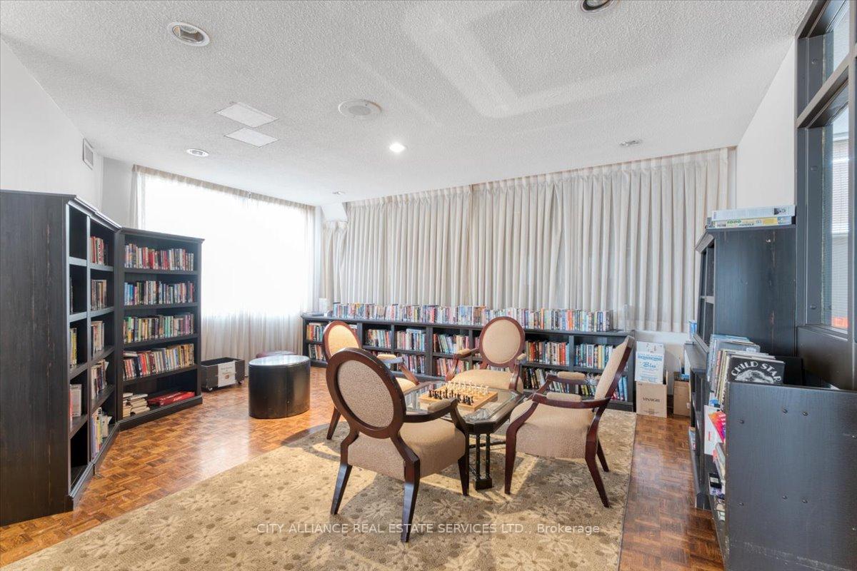 2 Bedrooms Condo at 284 Mill, Toronto For sale