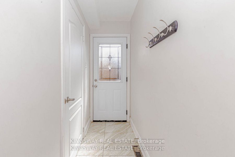 1395 Tyneburn Crescent