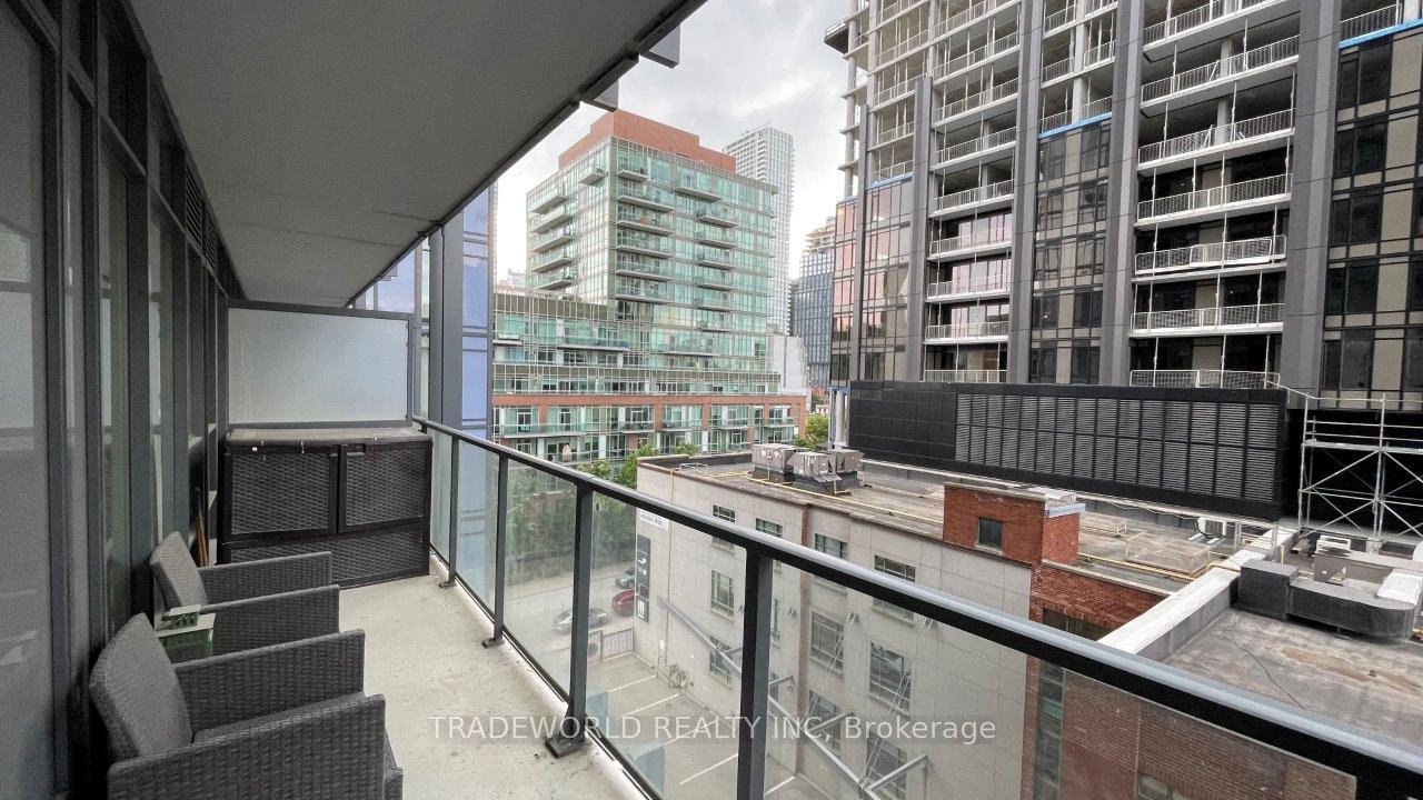 1 Bedroom Condo at 105 George, Toronto For sale