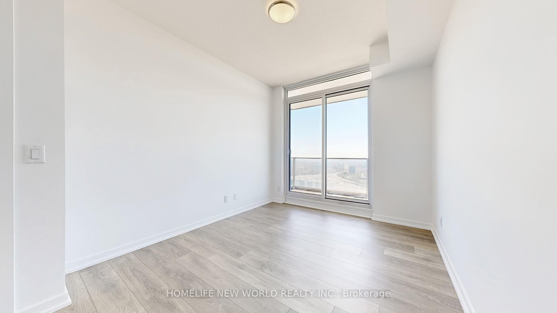 3 Bedrooms Condo at 32 Forest Manor, Toronto For sale