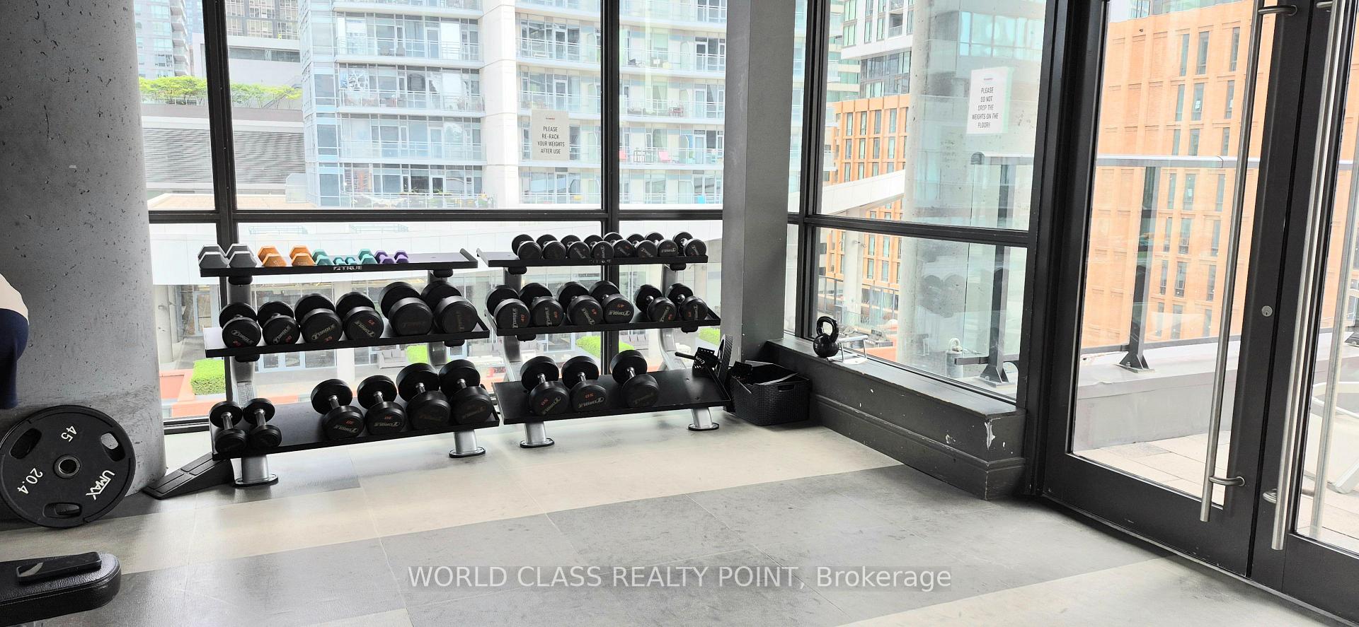 1 Bedroom Condo at 290 Adelaide, Toronto For sale