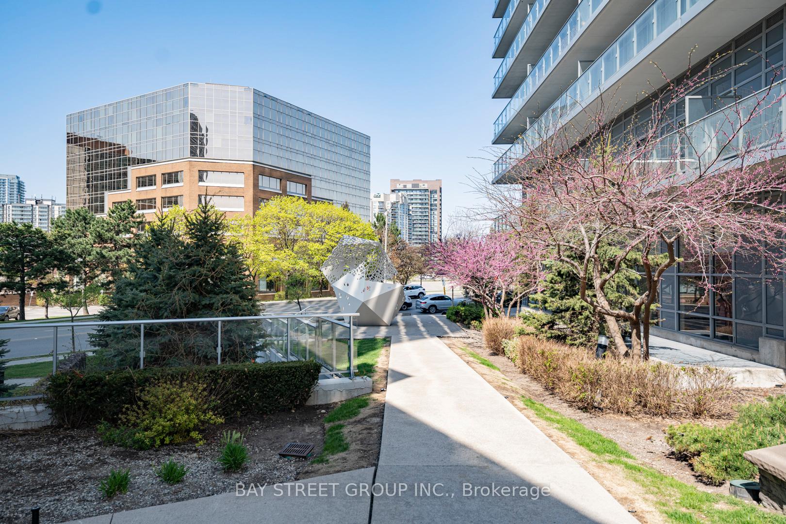 1 Bedroom Condo at 275 Yorkland, Toronto For sale