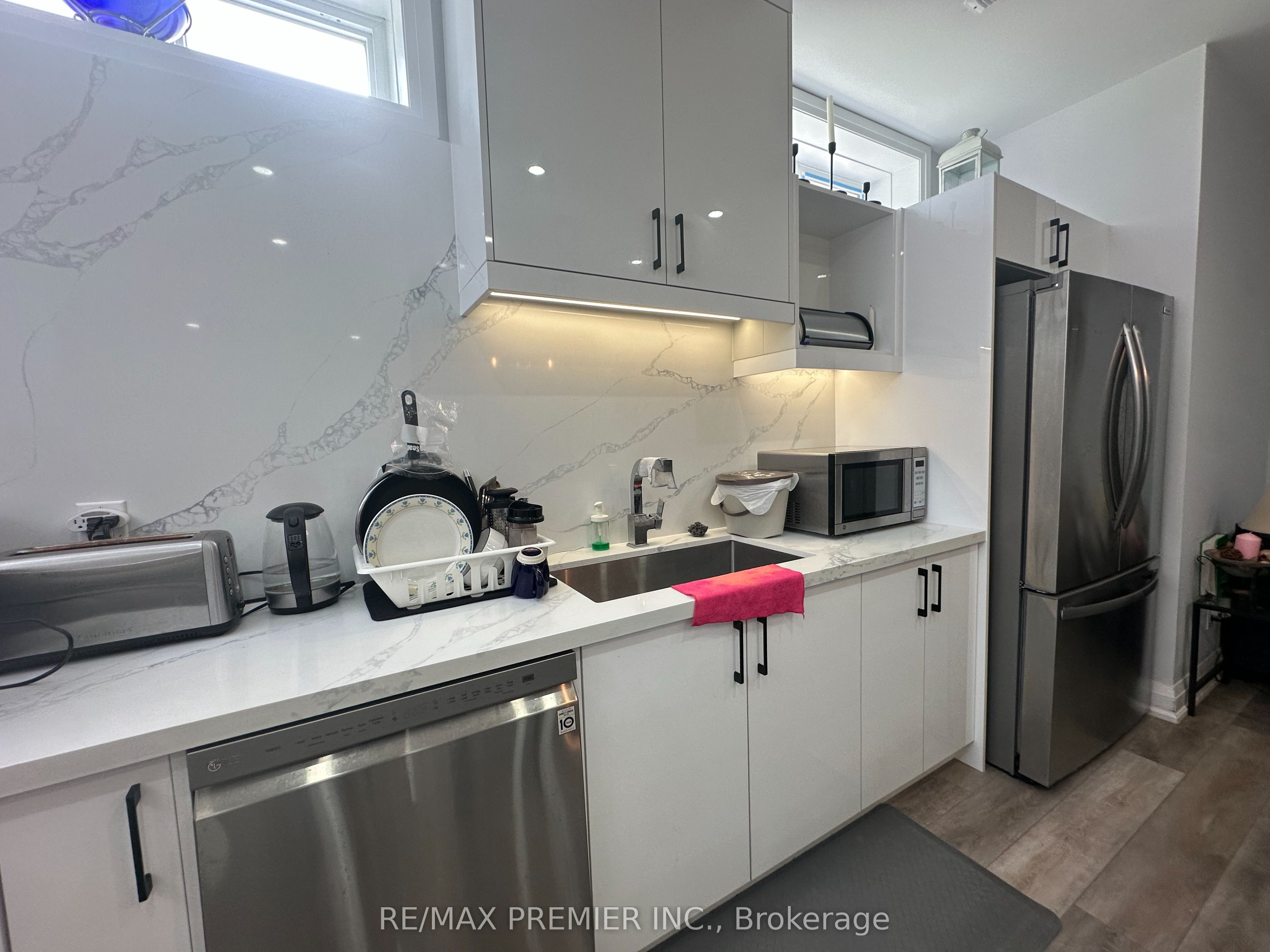26 Elinor Avenue, #Basement