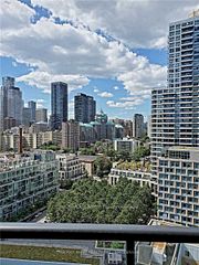 159 Wellesley Street 1501