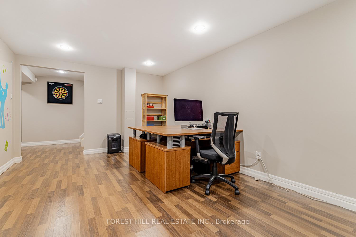 5 Bedrooms Condo at 21 Snowshoe Mill, Toronto For sale