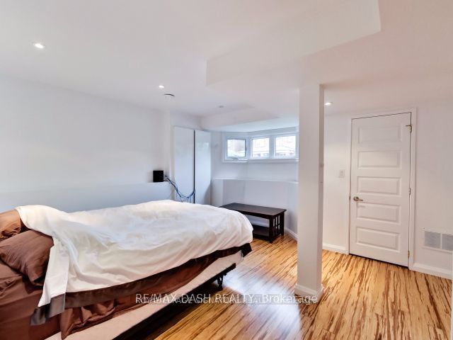 82 Robina Avenue