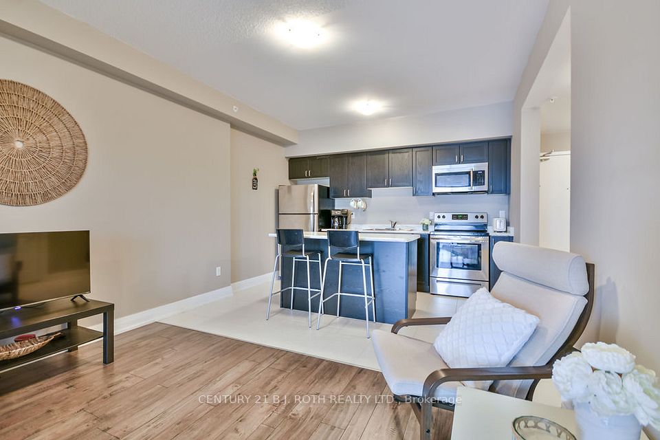 Open concept kitchen/living room