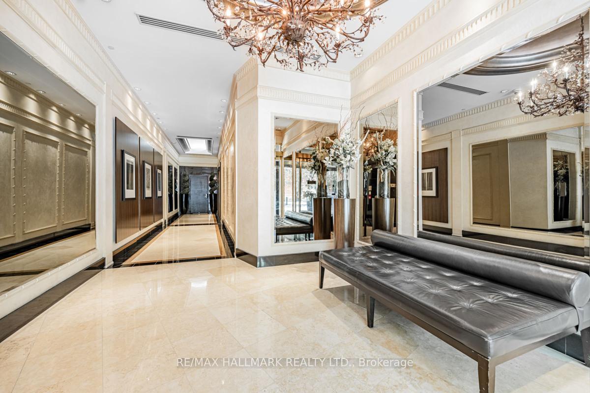2 Bedrooms Condo at 8 Sultan, Toronto For sale