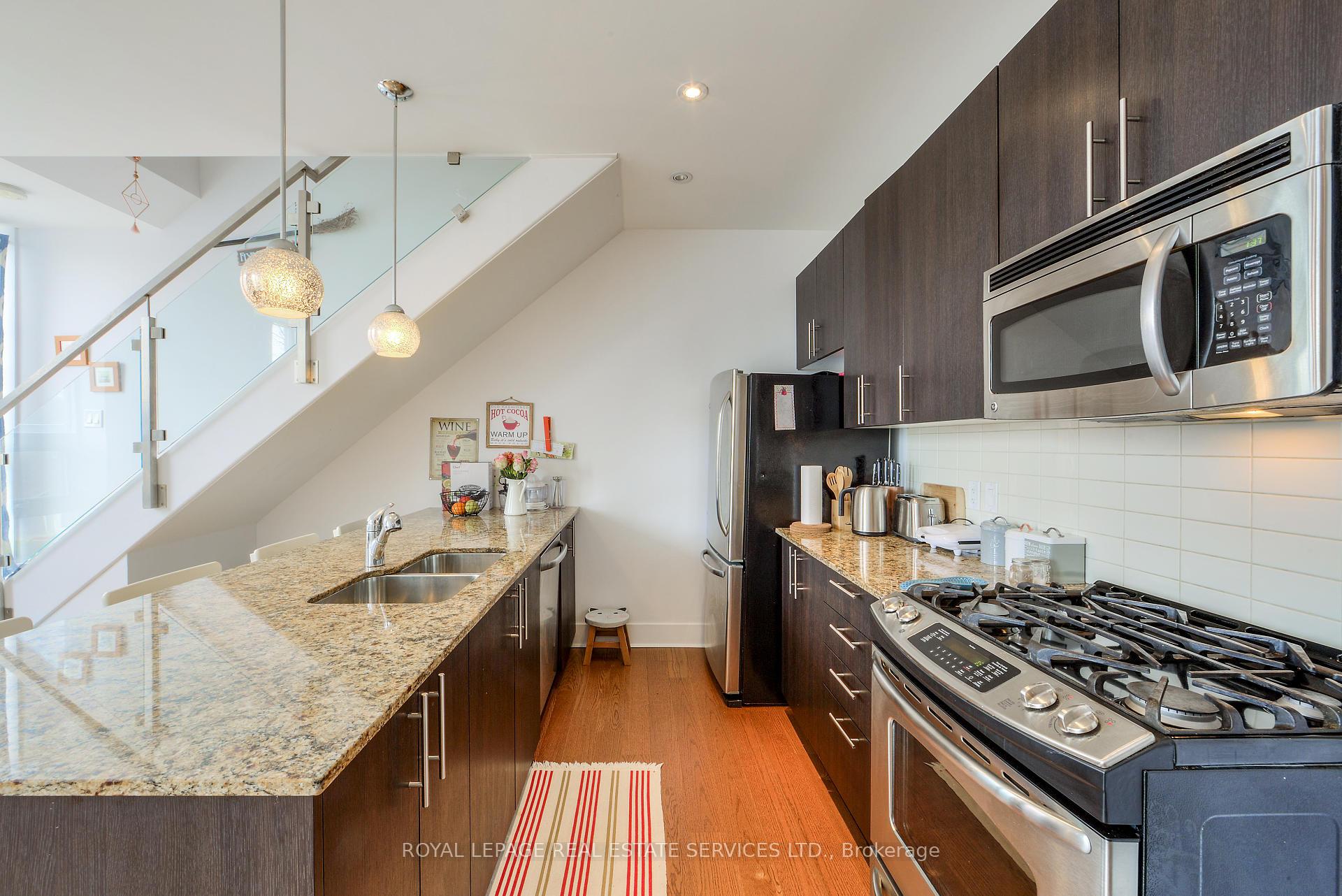2 Bedrooms Condo at 323 Kingston, Toronto For sale