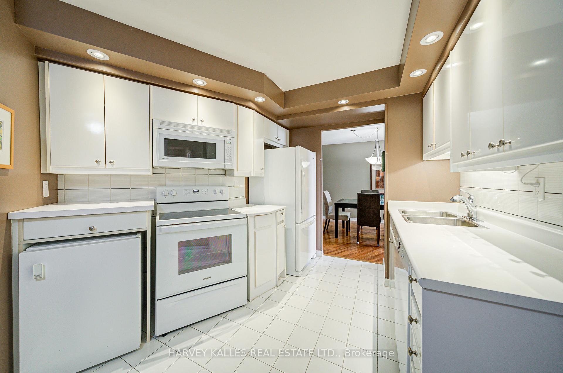 7250 Yonge Street 804