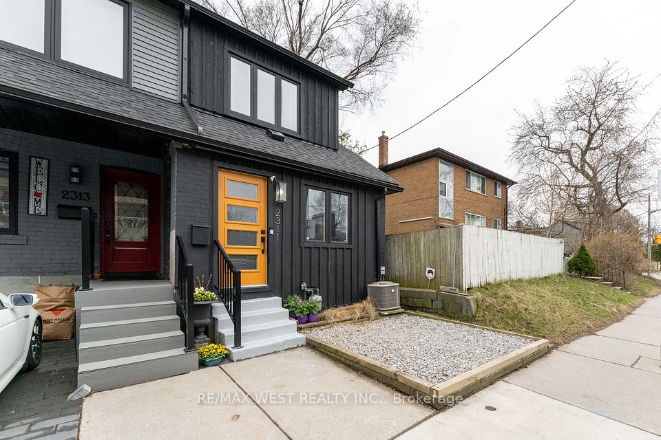 2311 Gerrard