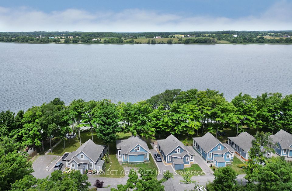 44 Summer Village