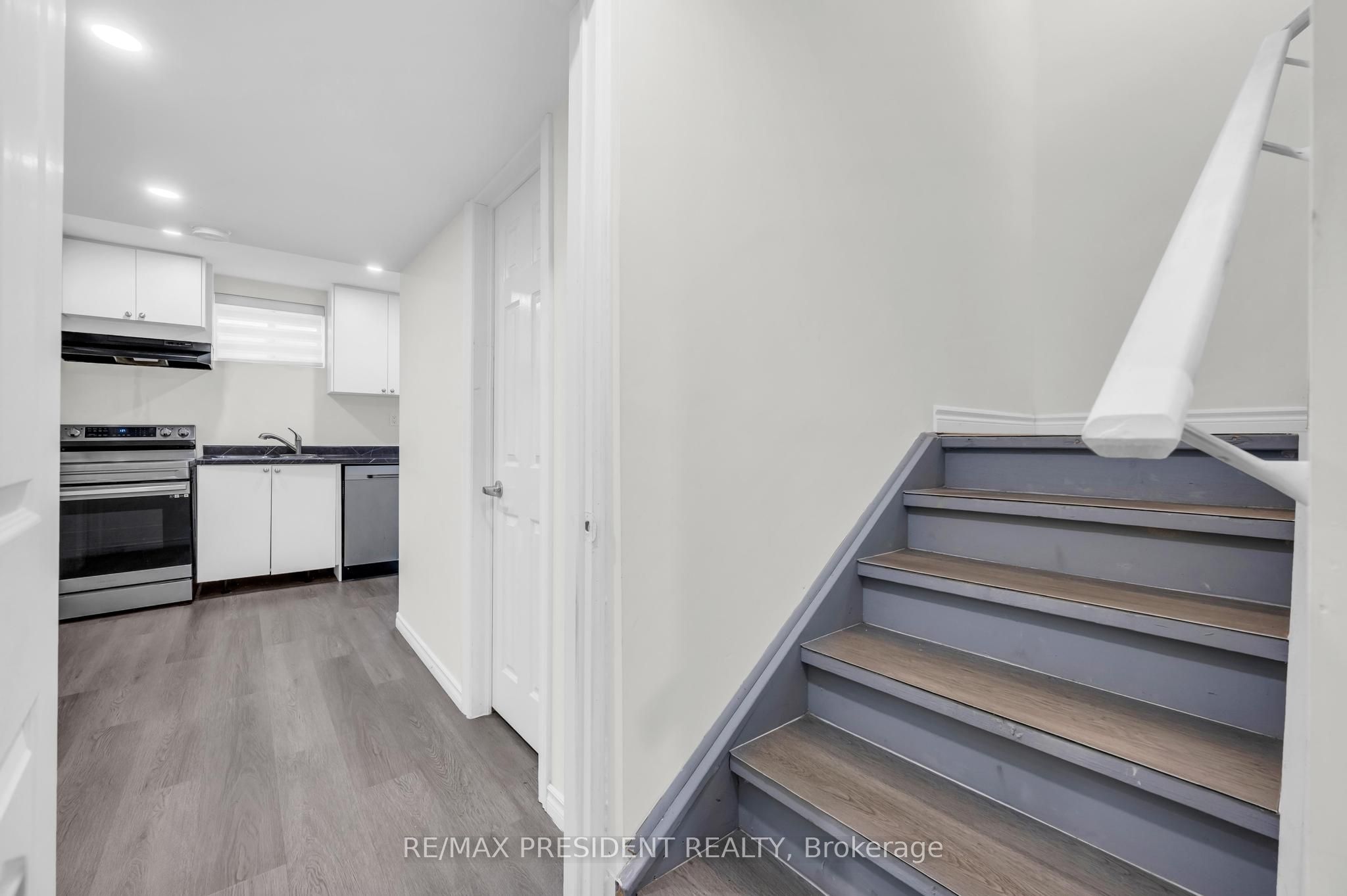 10 Callahan Court