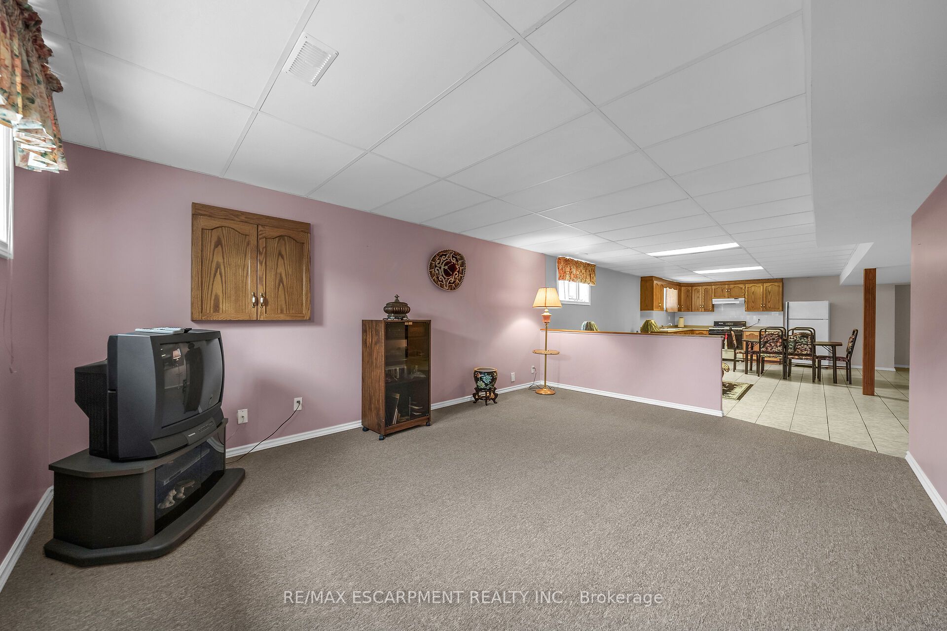 122 Fieldway Drive