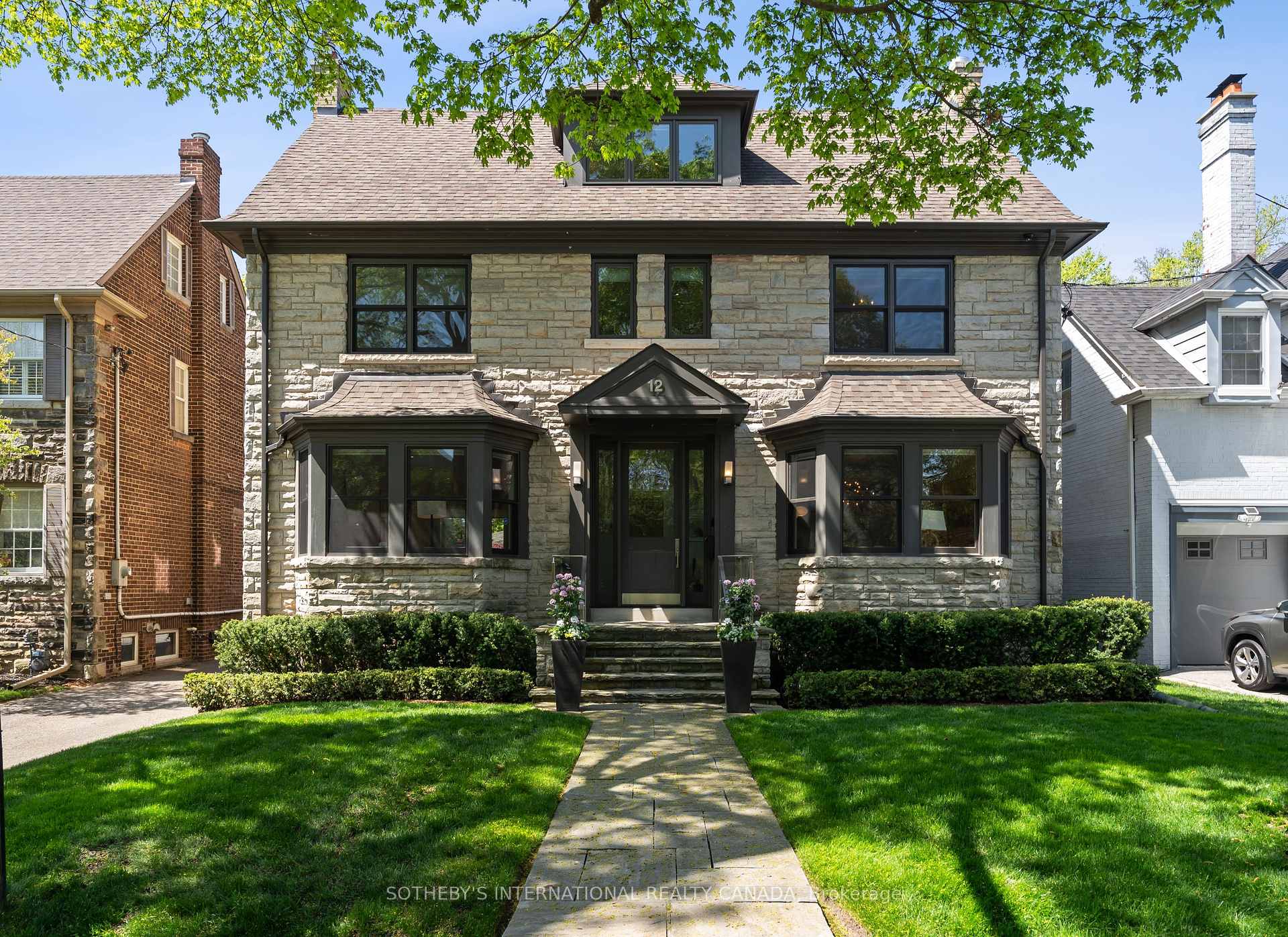 12 Highland Crescent, Toronto, ON M4W 2S7