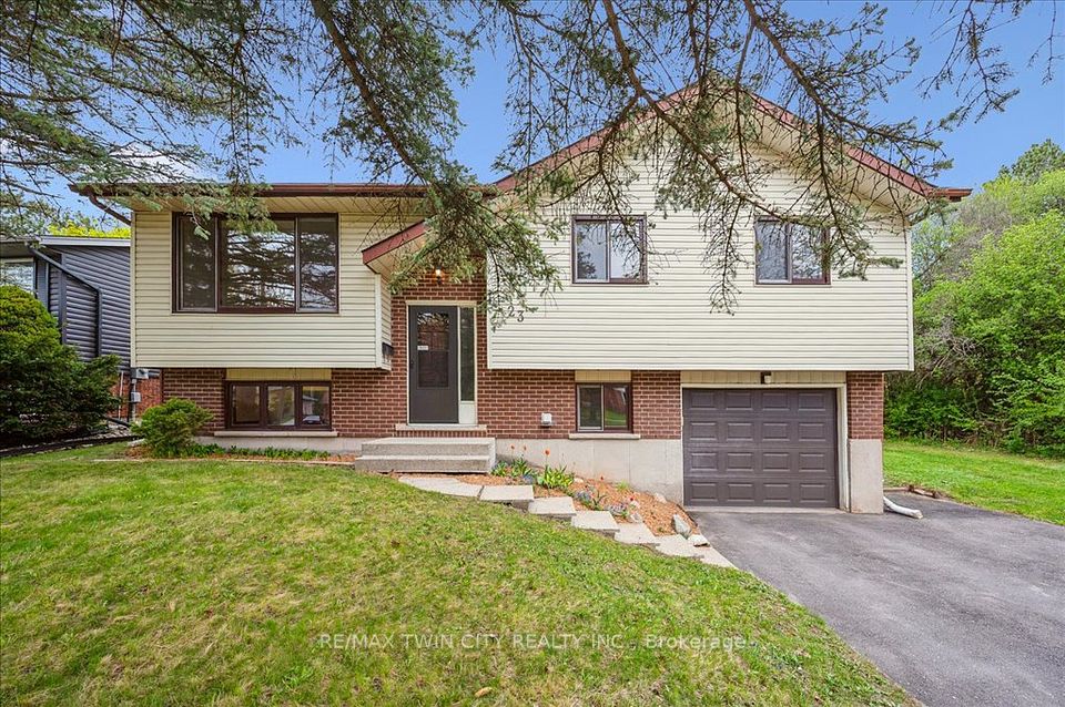 23 Black Walnut Drive