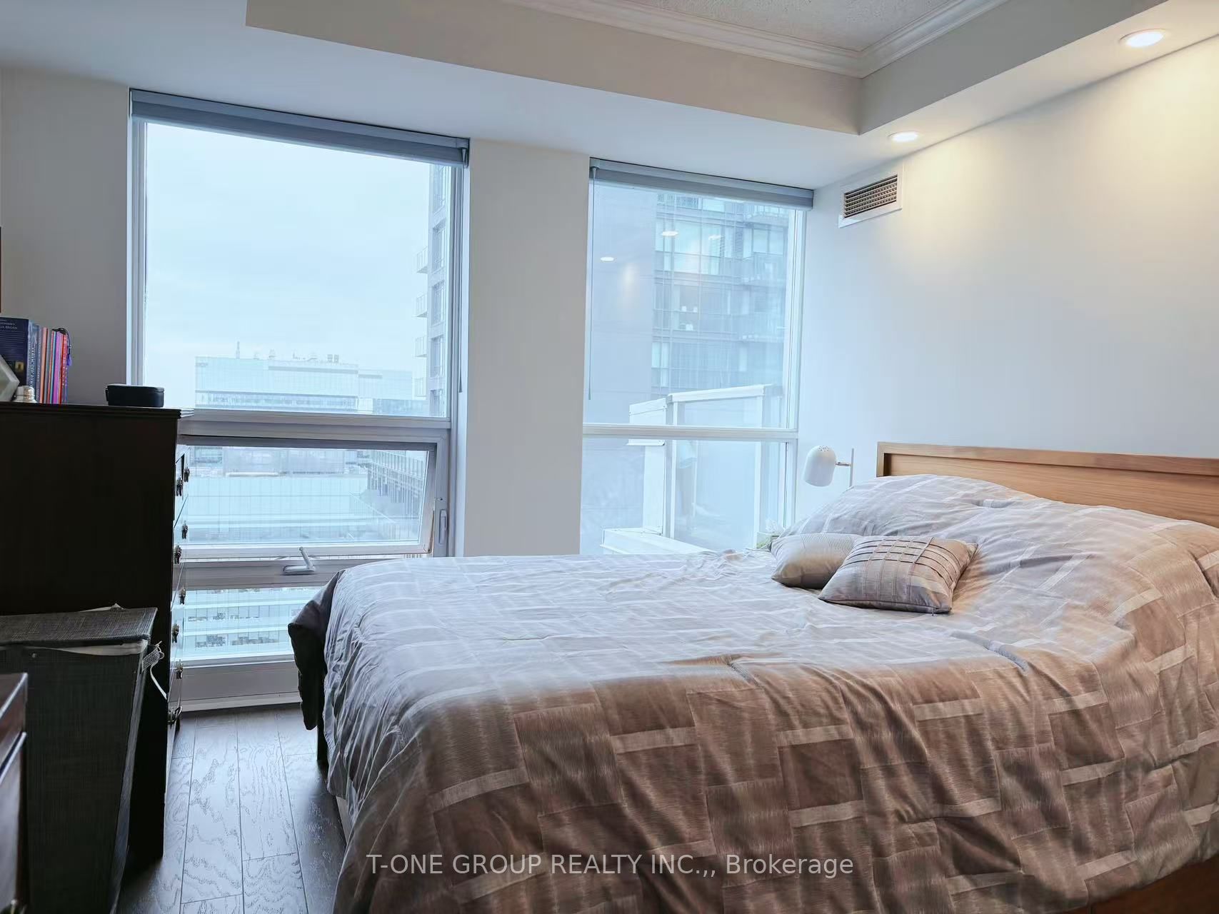 763 Bay Street, #3209