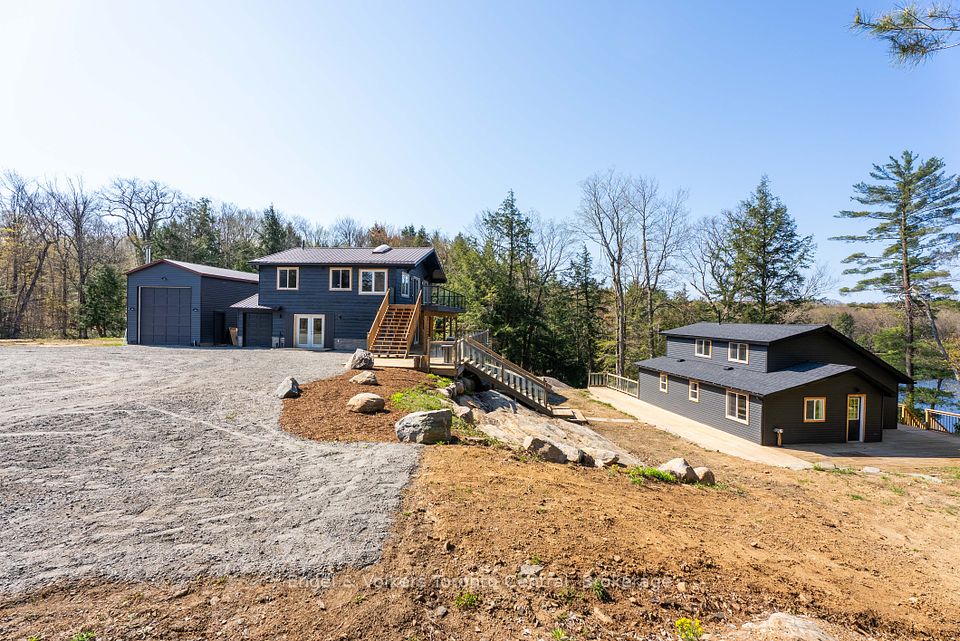 1457 Lake Joseph Road, Seguin, ON P2A 2W8