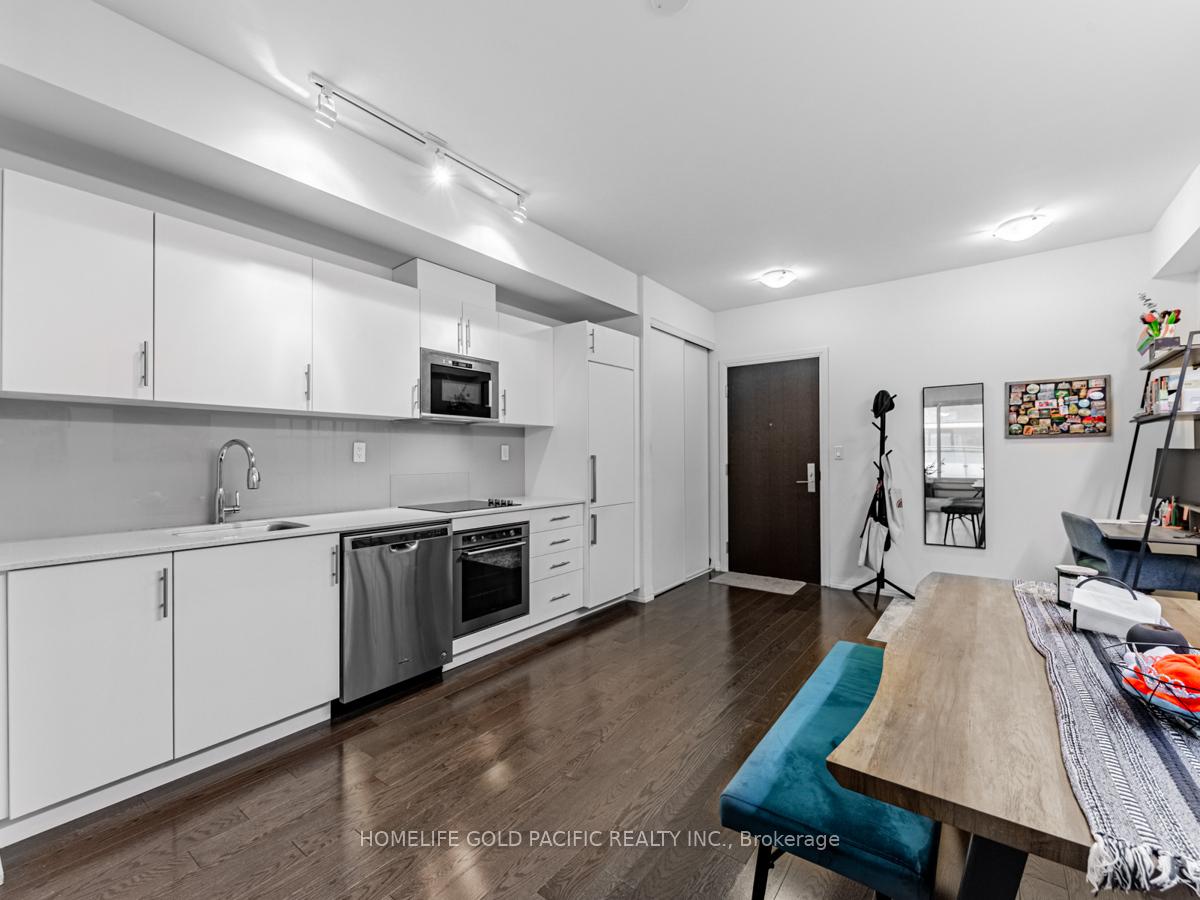 2 Bedrooms Condo at 460 Adelaide,  Toronto For sale