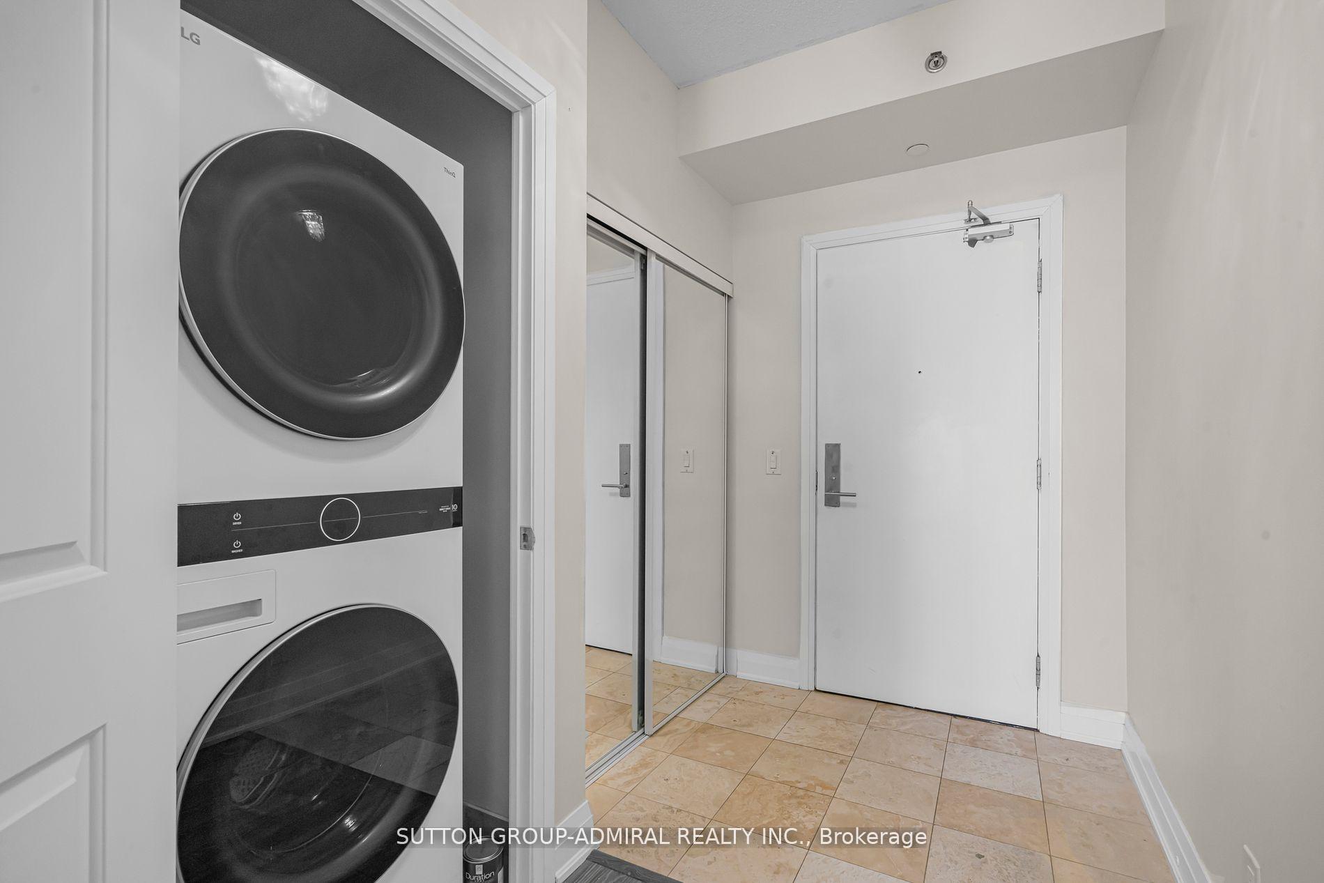 1 Bedroom Condo at 520 Steeles, Vaughan For sale