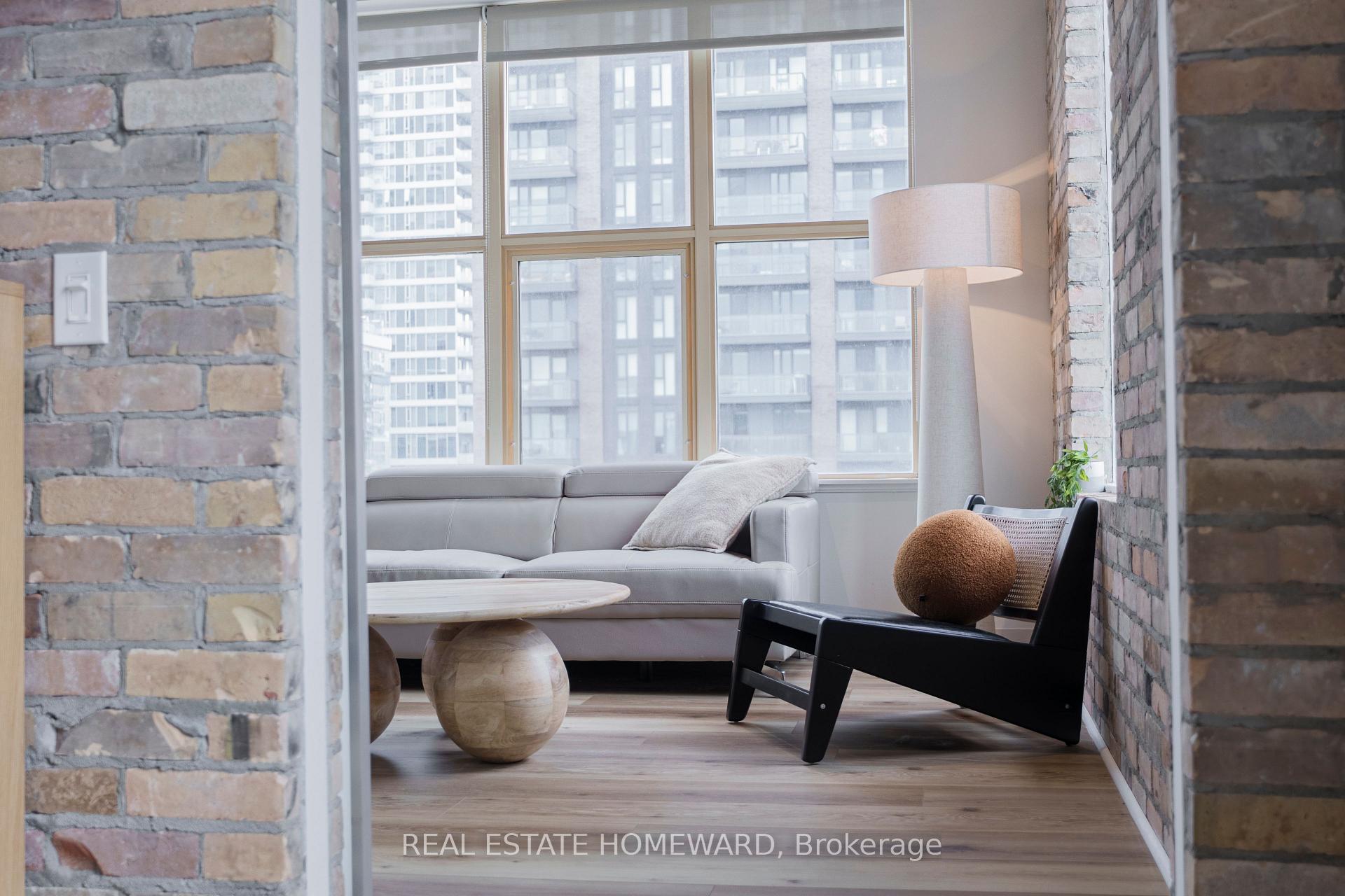1 Bedroom Condo at 736 Dundas, Toronto For sale