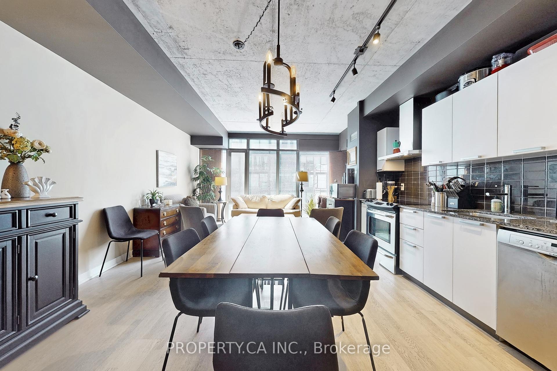1 Bedroom Condo at 650 King, Toronto For sale