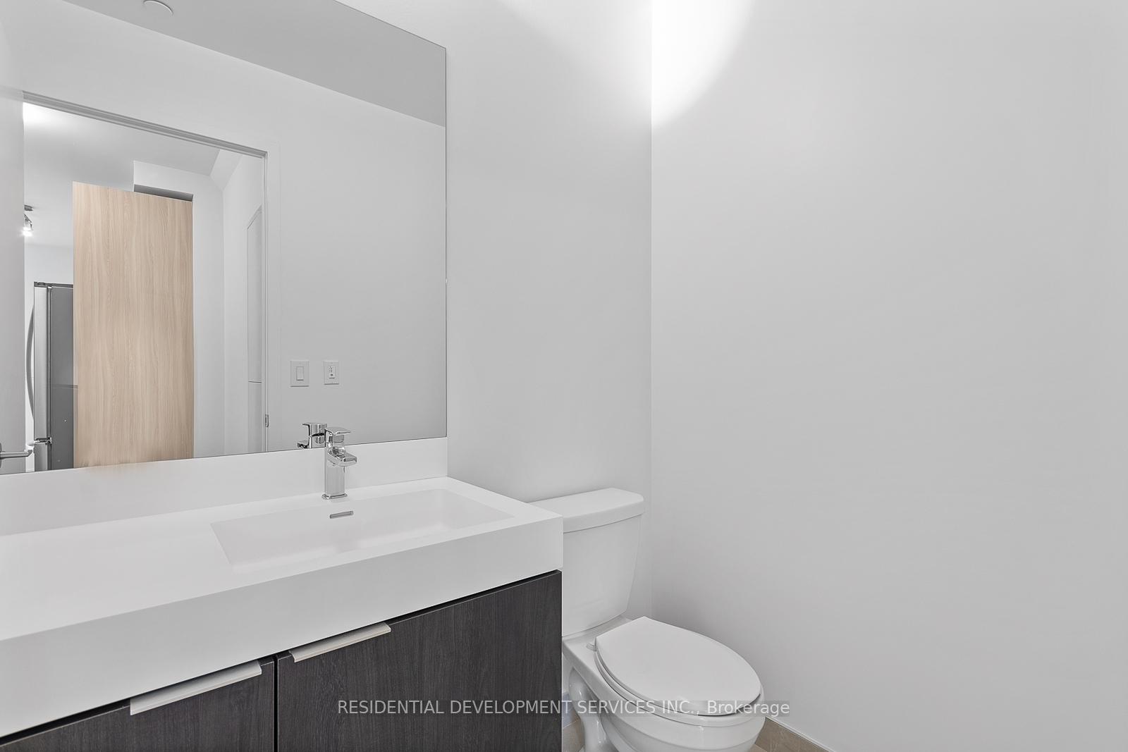3 Bedrooms Condo at 15 Maryport Ave,  Toronto For sale