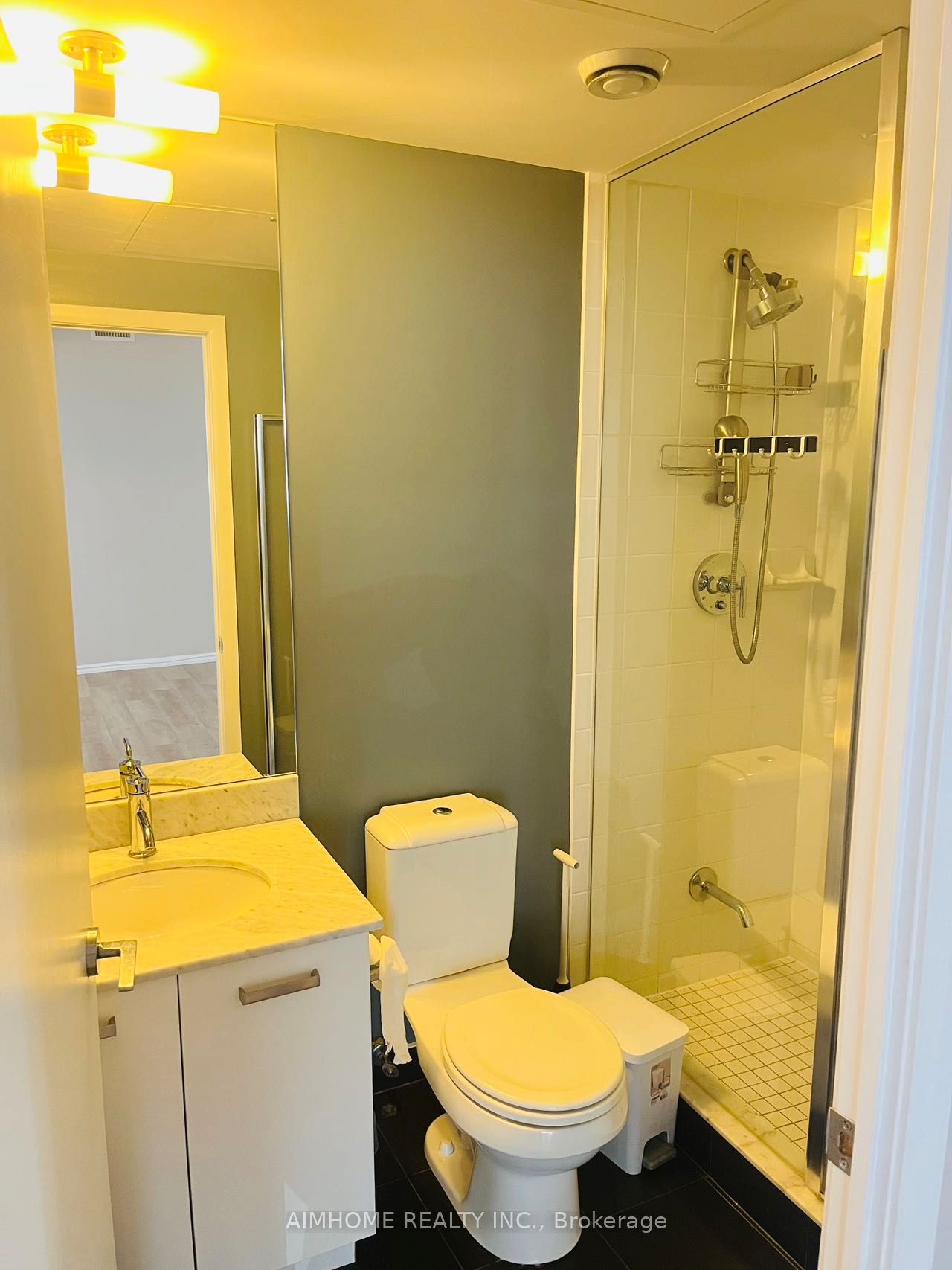 832 Bay Street, #2405
