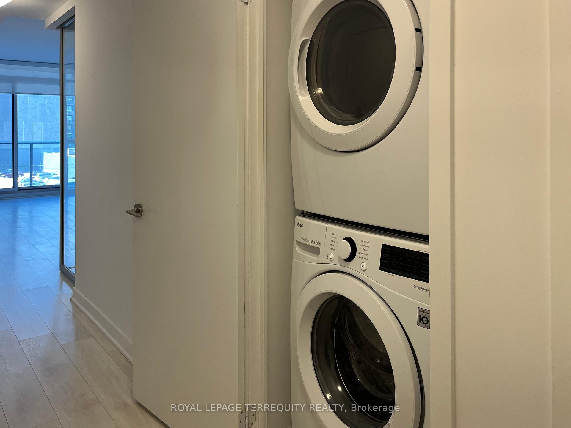 1 Bedroom Condo at 120 Parliament, Toronto For sale