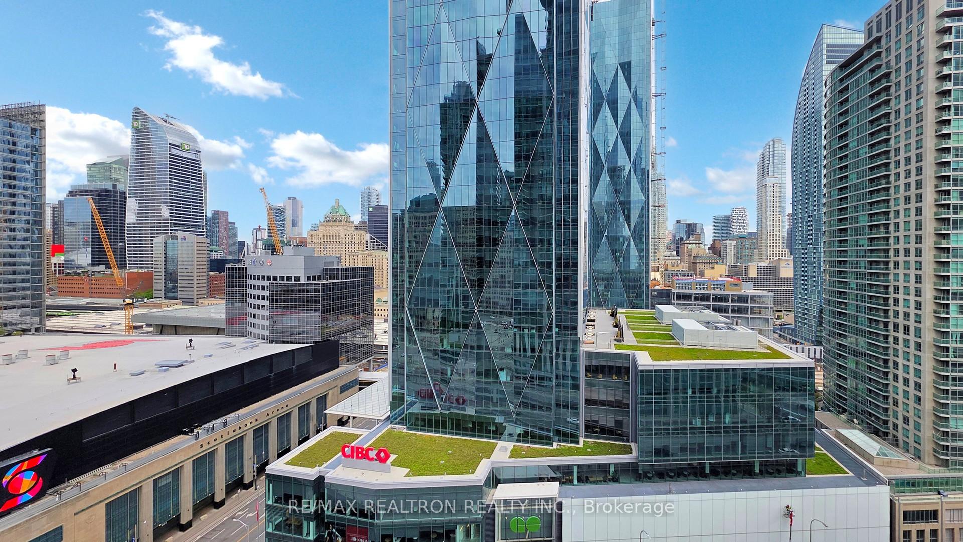 1 Bedroom Condo at 18 Harbour, Toronto For sale