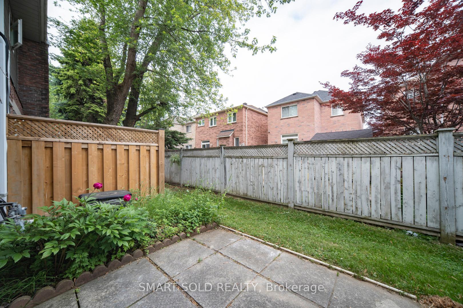 4 Bedrooms Condo at 3500 Brimley, Toronto For sale