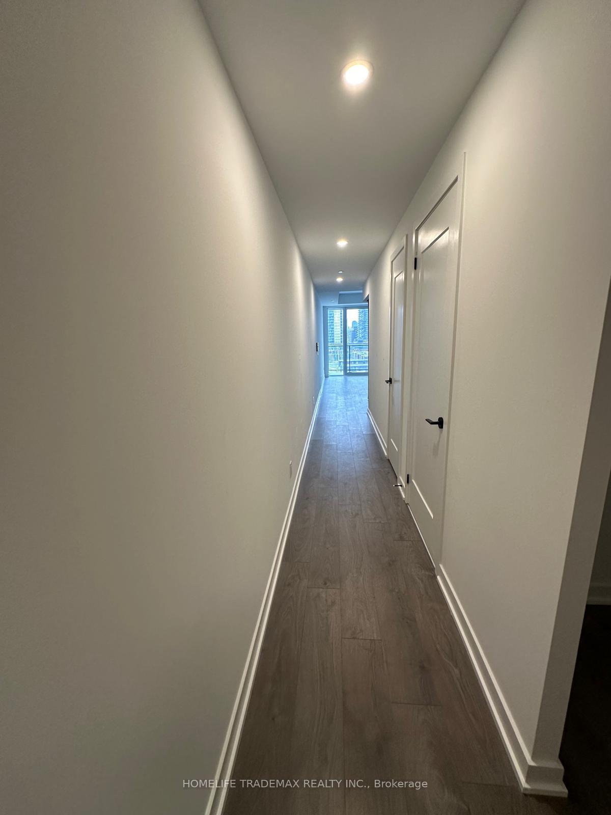 2 Bedrooms Condo at 5 Defries,  Toronto For sale
